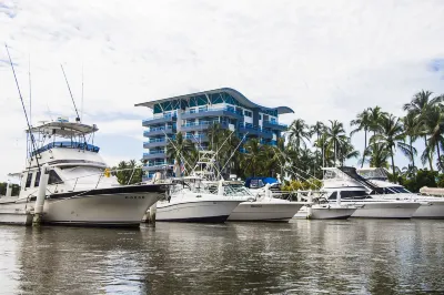 Puerto Azul Hotel & Marina