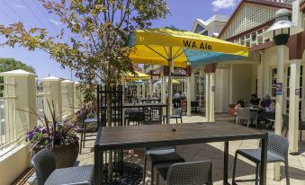 Esplanade Hotel Busselton