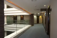 Parsian Kermanshah Hotel a 