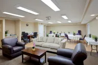 Candlewood Suites Topeka West