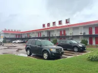 Seely's Motel Hotels near Festival Arena