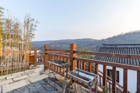 Jiju Chalet Отели рядом с достопримечательностью «Nanjing University of Technology Pukou Campus»