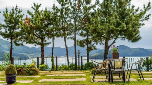 Geoje for Bridge Pension