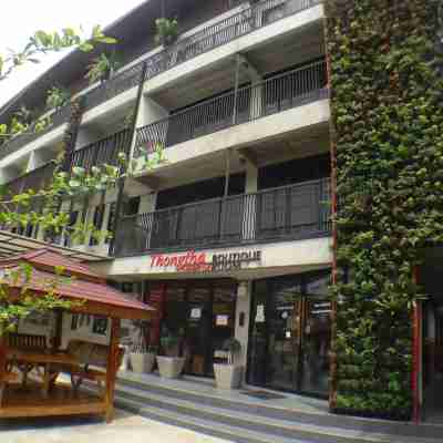 ทองทา เรสซิเดนท์ สุวรรณภูมิ Hotel Exterior