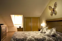 Apartamentos Turísticos Cúllar Vega Hotels in Alhendín