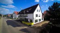 Hotel Rosengarten Hôtels à proximité de : Burg Hohenrechberg