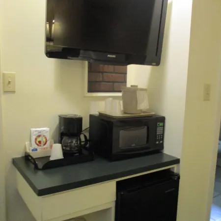 Amherst Inn - Virginia