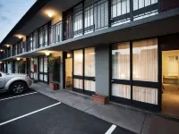 Nightcap at Matthew Flinders Hotel Hotels near Monash University Caulfield Library