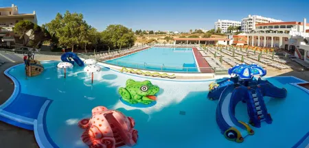 Ukino Palmeiras Village - 24h All Inclusive Отели рядом с достопримечательностью «Serenity - Centro do bem-estar»