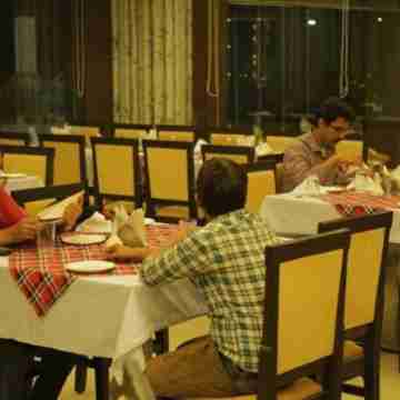 Hotel Shiv Villas Dining/Meeting Rooms