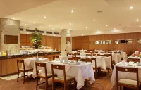 温莎杯酒店 - 早餐