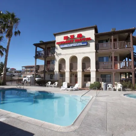 Palms Inn & Suites
