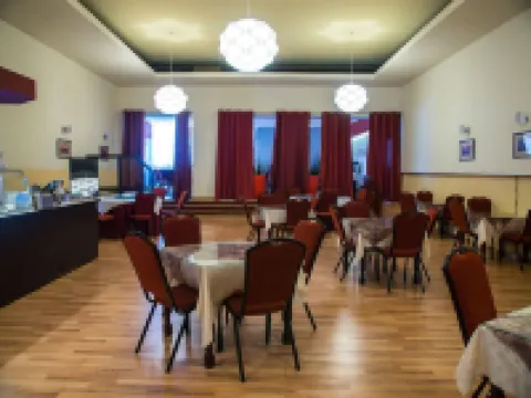 歐羅巴酒店 耶萊尼亞古拉酒店