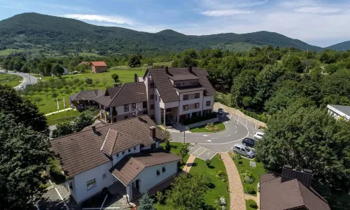 ホテル デゲニヤ