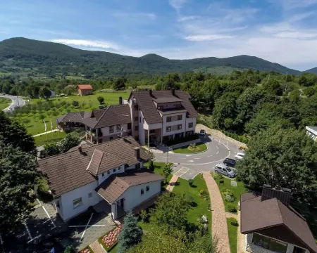 Hotel Degenija Hotels in Rakovica