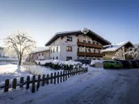 Familienhotel Felsenhof Hotels in Flachau