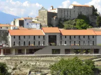 Domaine Riberach - Restaurant étoilé - Spa - Piscine Naturelle - Vignoble Bio