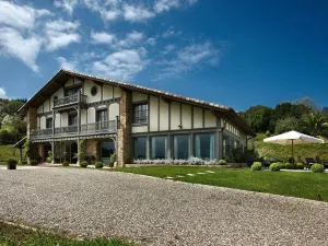 Hotel Iturregi