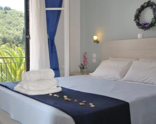 Hotel Helios Splendid Отели рядом с достопримечательностью «Пляж Мессонги»