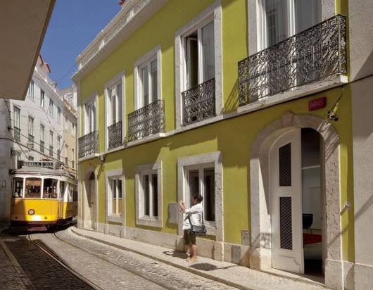 Alfama - Lisbon Lounge Suites-Lisbon Updated 2022 Room Price-Reviews &  Deals | Trip.com