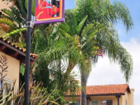 Old Town Inn Hotels near SeaWorld San Diego