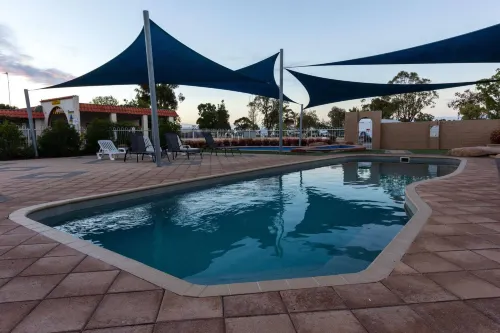 Horsham Holiday Park - parcheggio