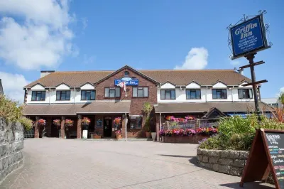 Griffin Inn Hotels near Fistral Beach