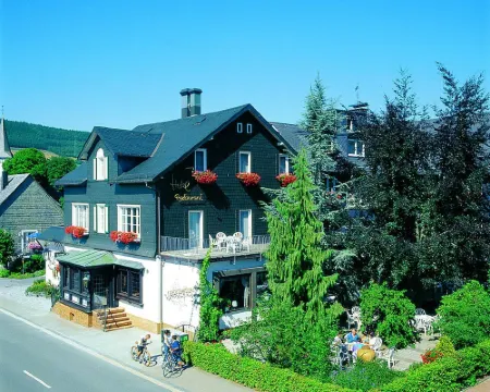 Flair Hotel Nieder Hotels in Bestwig