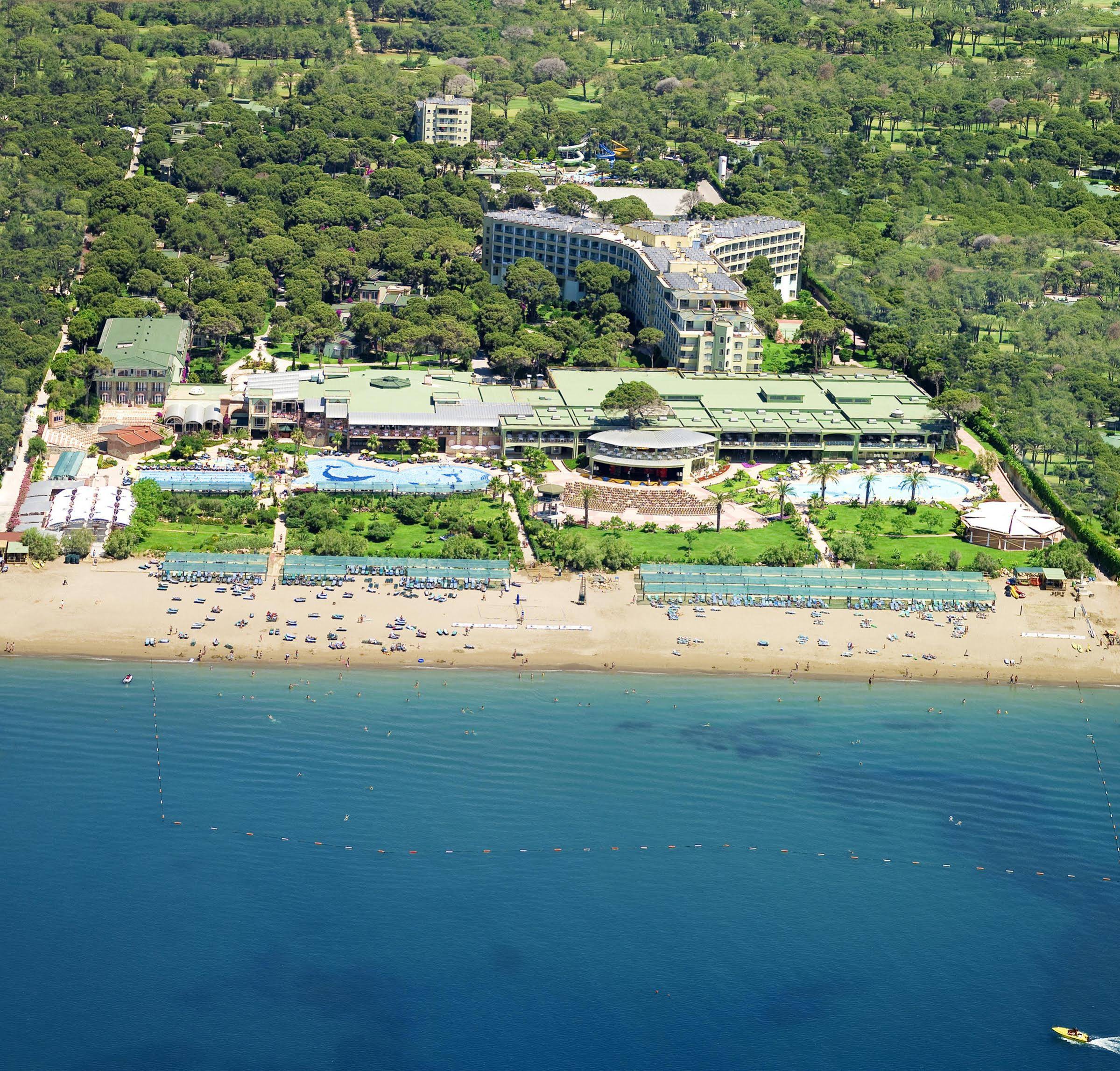 Maritim Pine Beach Resort Belek