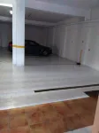 Apartamentos Turisticos Lindomar - Bãi đậu xe