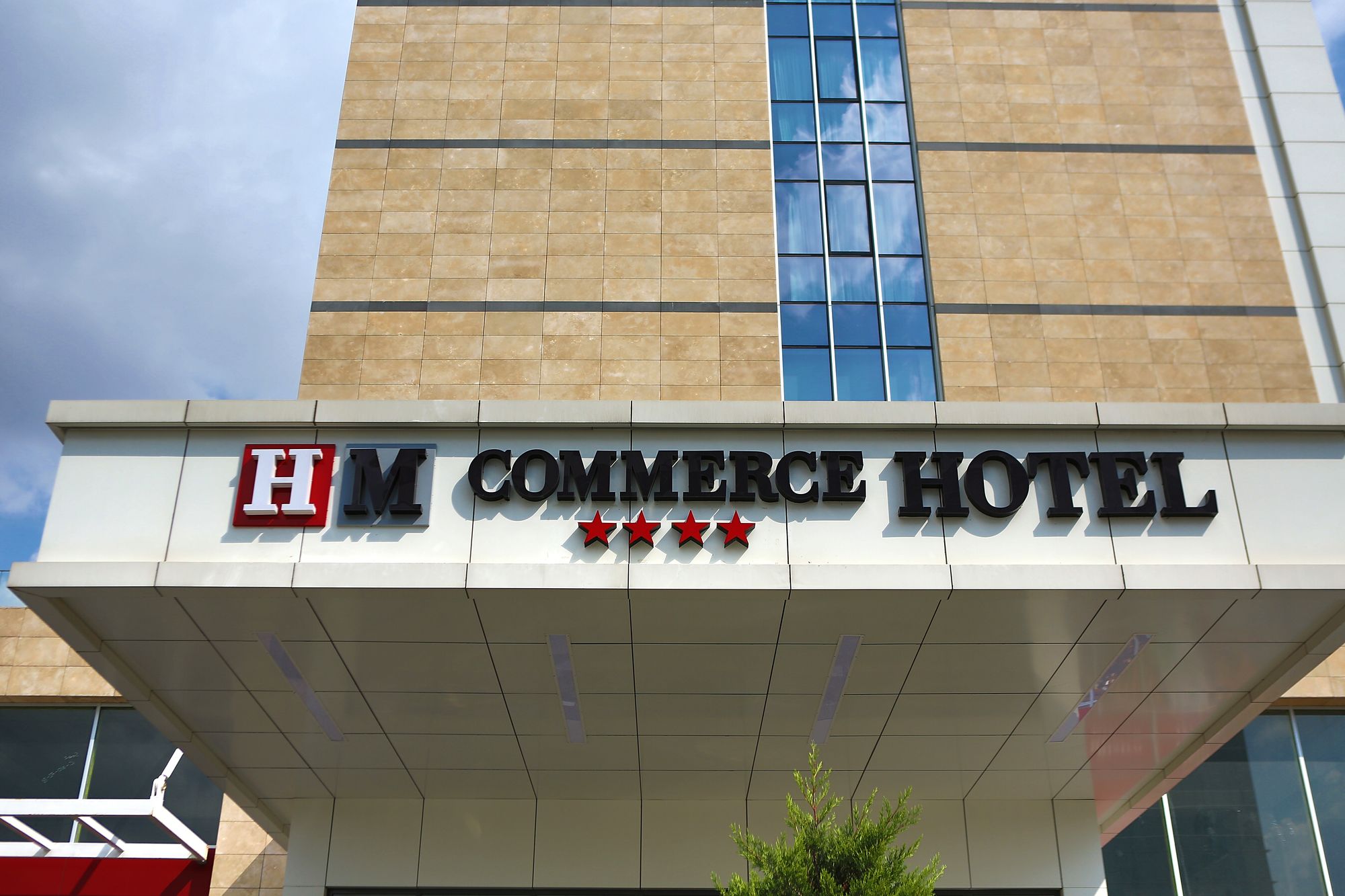 Hm Commerce Hotel