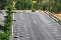 TR Rock Hill Hotel - parking