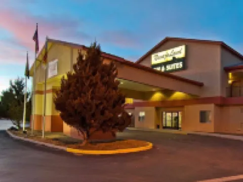 นาวาโจแลนด์ อินน์ โรงแรมในApache County