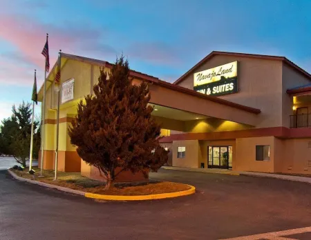 NavajoLand Inn