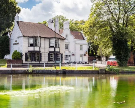 Greyhound Hotel Hotels in Sutton