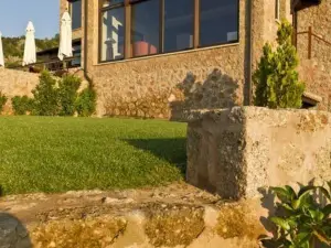 Pliadon Gi Mountain Resort & Spa