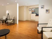 Extended Stay America Select Suites - Akron - South Hotels in Green