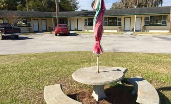 Withlacoochee Motel