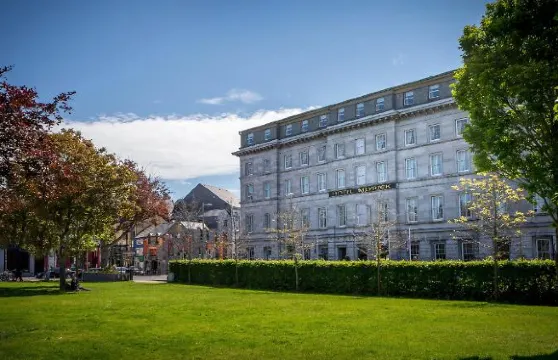 哈迪曼登高精選酒店