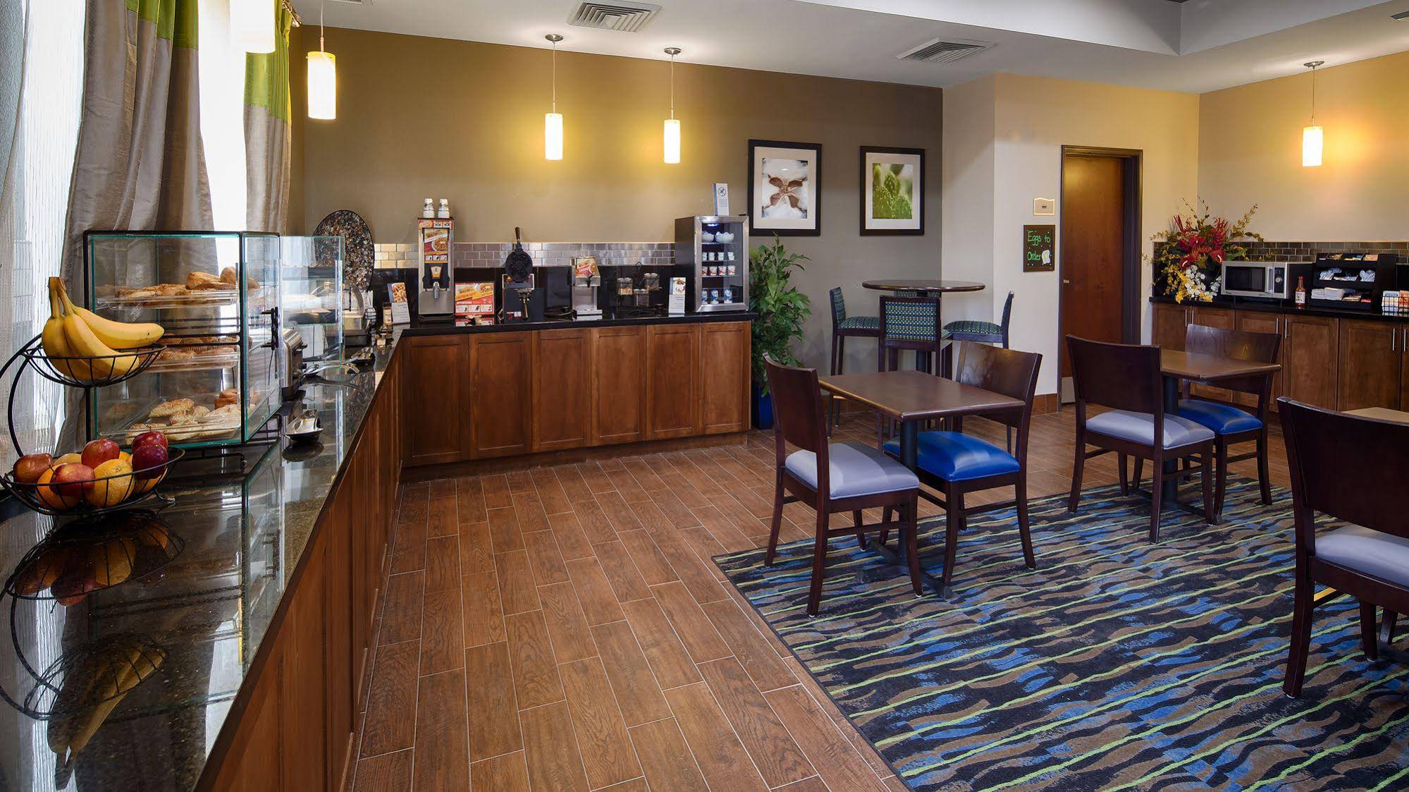 Best Western Plus Denver City Hotel and Suites