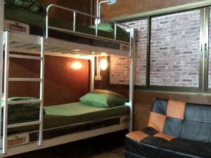 Sunshine Home - Hostel - Adults Only