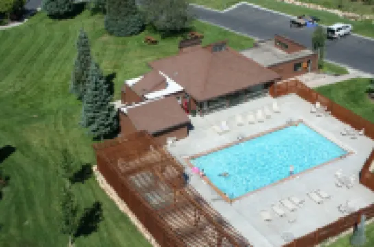 Three Kings Condominiums