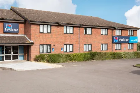 Travelodge Bristol Severn View M48 Отели рядом с достопримечательностью «DEVILS PULPIT»