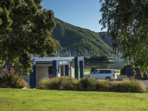 海灣維斯塔水濱汽車旅館