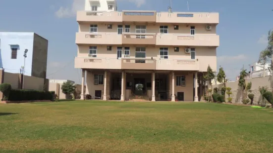 Hotel Surya Mahal