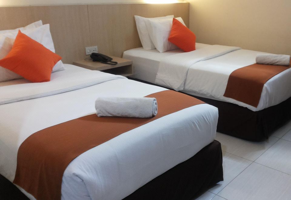 Hotel 99