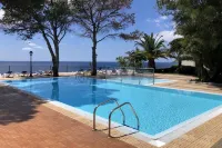 Albatroz Beach & Yacht Club - Pools