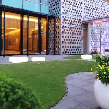 Humble House Taipei, Curio Collection by Hilton