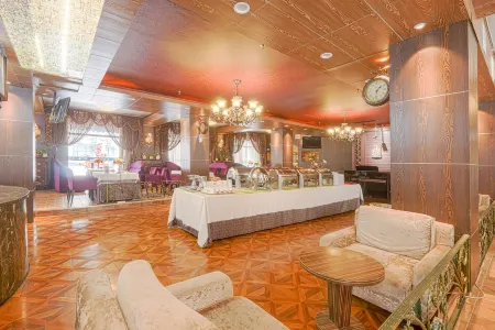 Ping'an Business Hotel Отели рядом с достопримечательностью «Harbin Railway Vocational and Technical College»