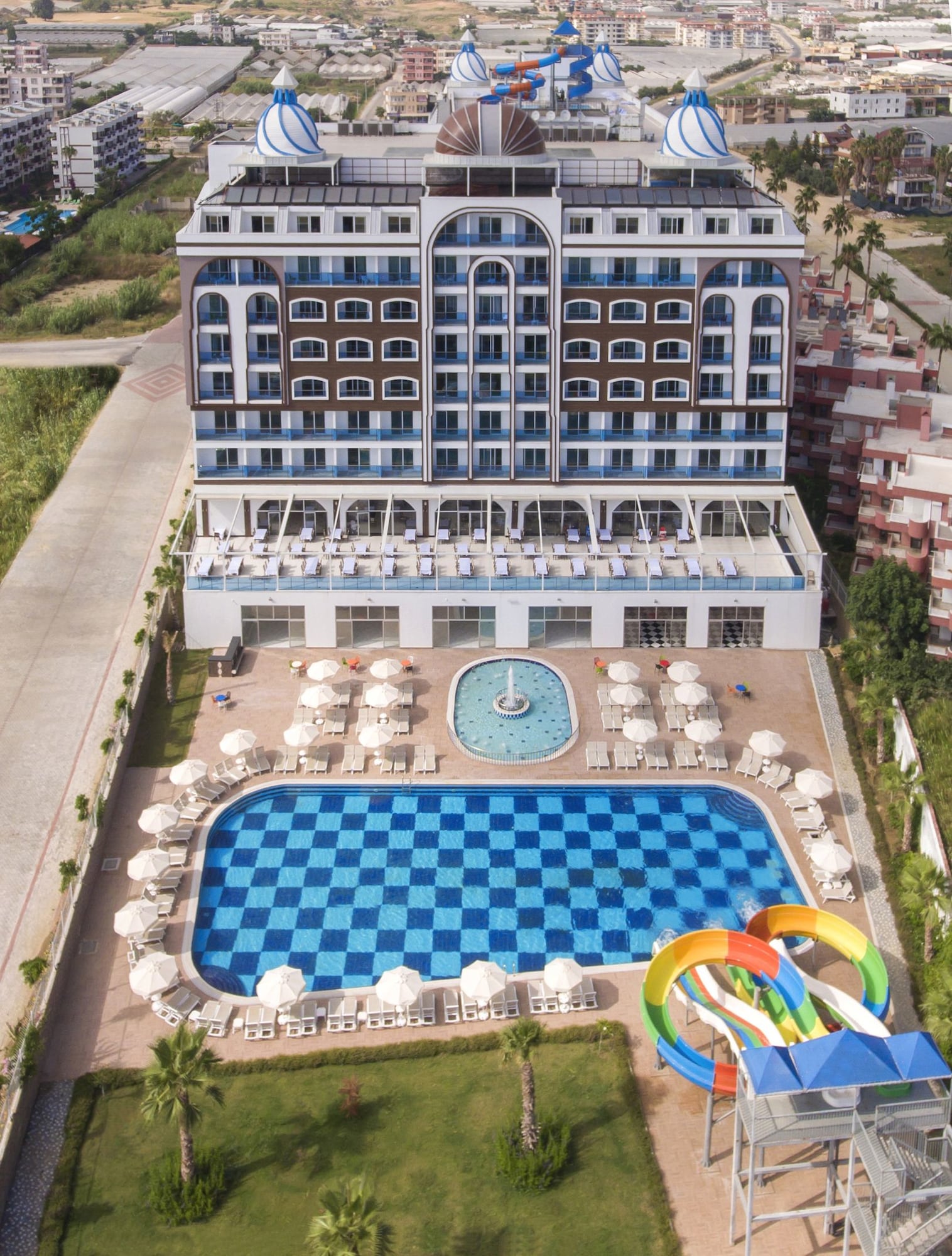 Albahir Deluxe Hotel